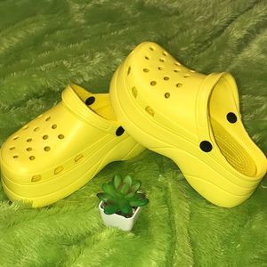 Lolli Platform Fashion Sandals